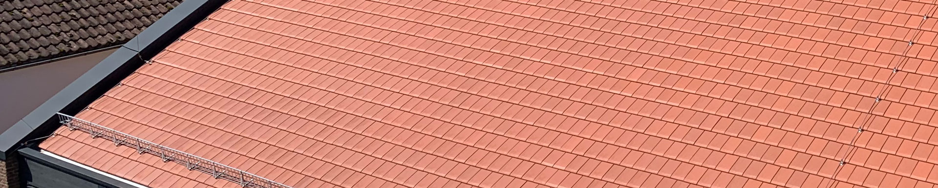 Ein fertiges Dach nach einer Dachsanierung durch Sailer Dach und Holz