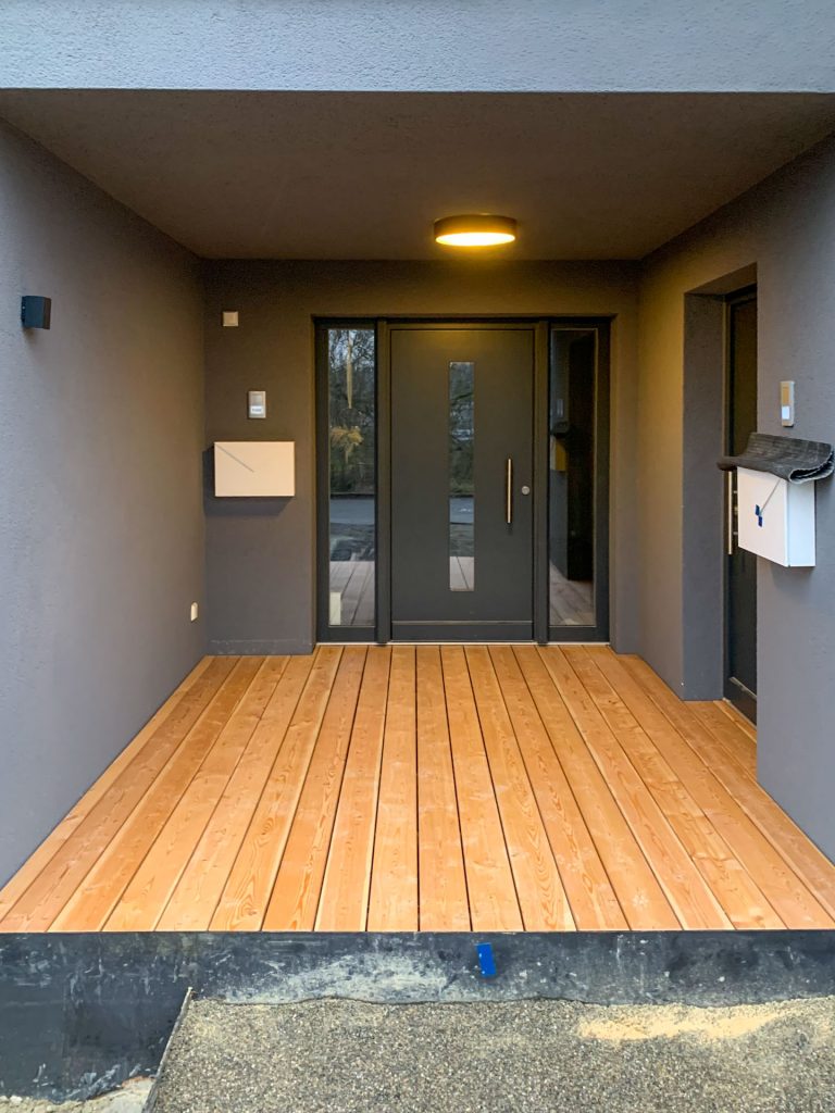 Sailer Dach und Holz Referenzen Holzterrassen - Bild 43 von 45