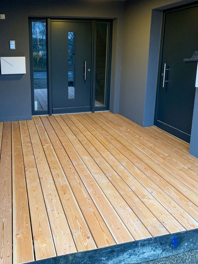 Sailer Dach und Holz Referenzen Holzterrassen - Bild 44 von 45