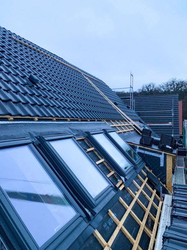 Sailer Dach und Holz Referenzen Steildachsanierung - Bild 19 von 35