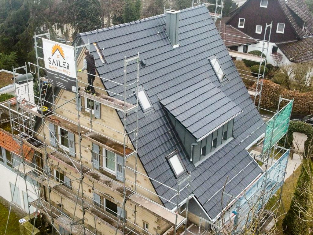 Sailer Dach und Holz Referenzen Steildachsanierung - Bild 33 von 35